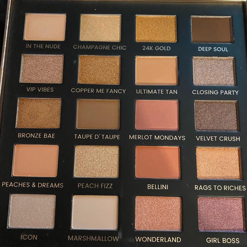 Iconic Pallet